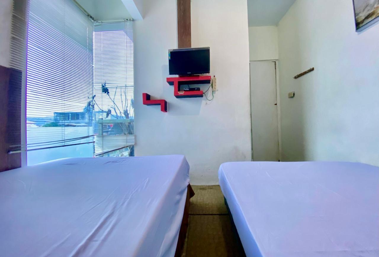 Homestay Batu Kelir Syariah Dieng Mitra Reddoorz Diyeng Extérieur photo
