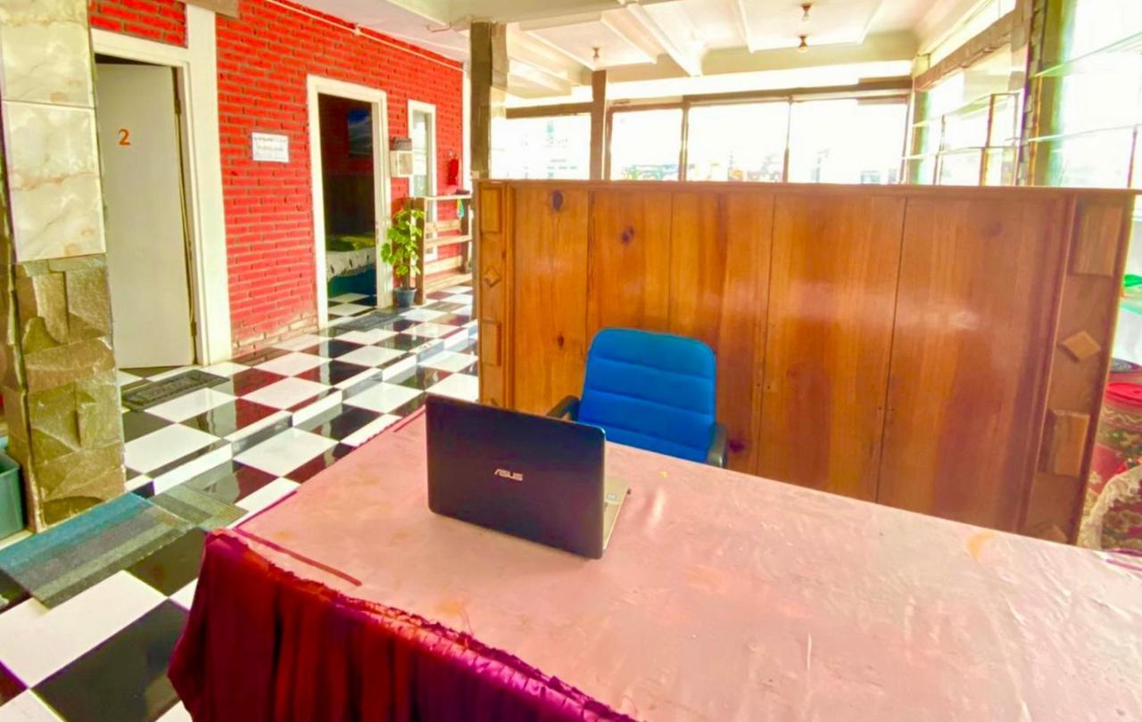 Homestay Batu Kelir Syariah Dieng Mitra Reddoorz Diyeng Extérieur photo